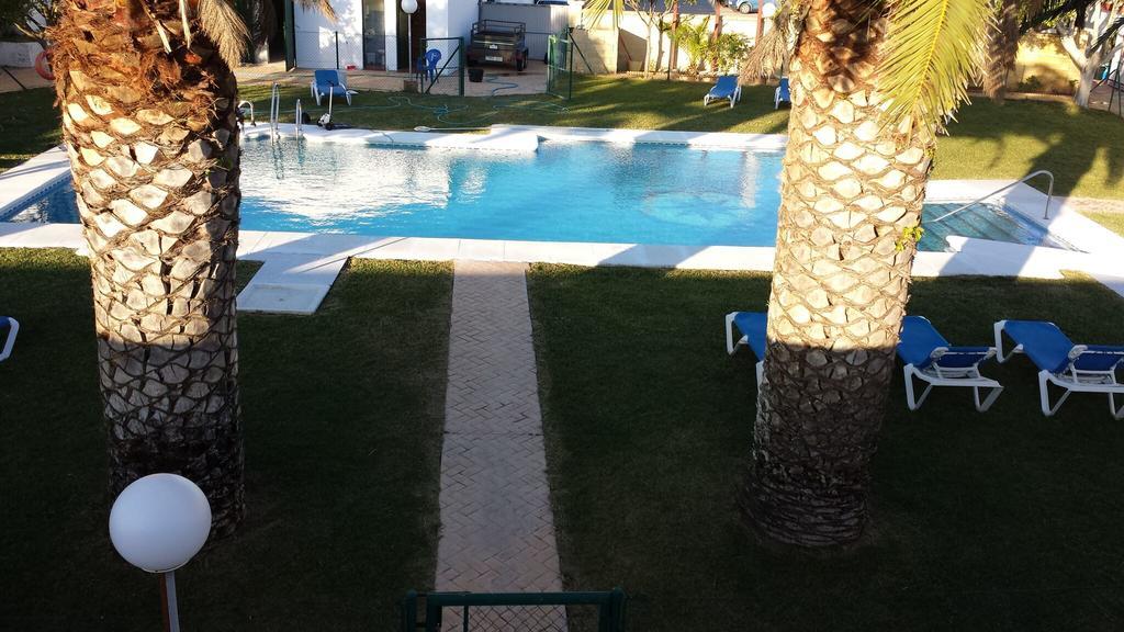 Hostal Las Parcelas Conil De La Frontera Εξωτερικό φωτογραφία